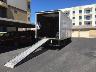 Commercial moving in Toronto